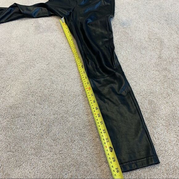 Aritzia Wilfred free black faux leather vegan stretchy leggings size extra small - Picture 8 of 9